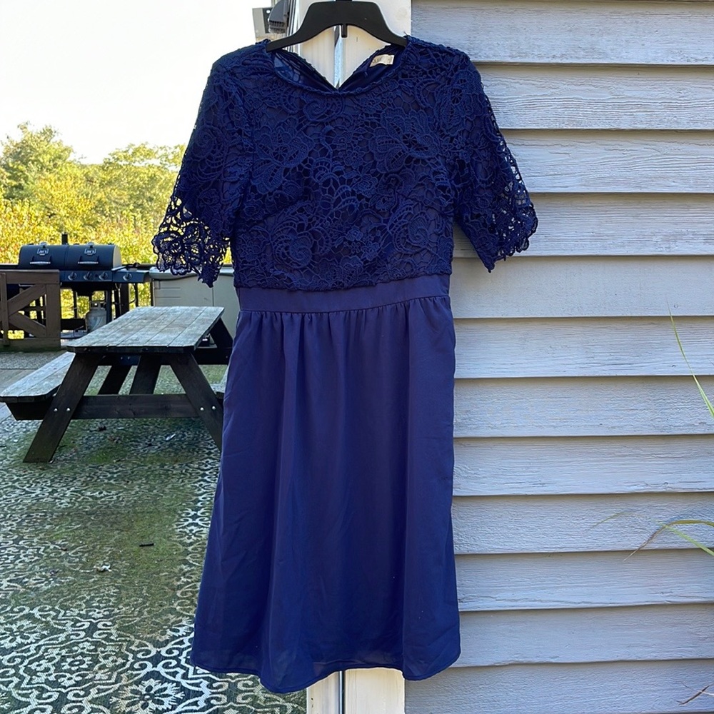 Lace navy blue dress worn once